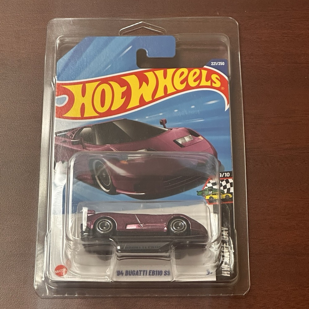 Hot Wheels 2025 Super Treasure Hunt Prototype‎ 94 Bugatti EB110 SS Race Day NEW